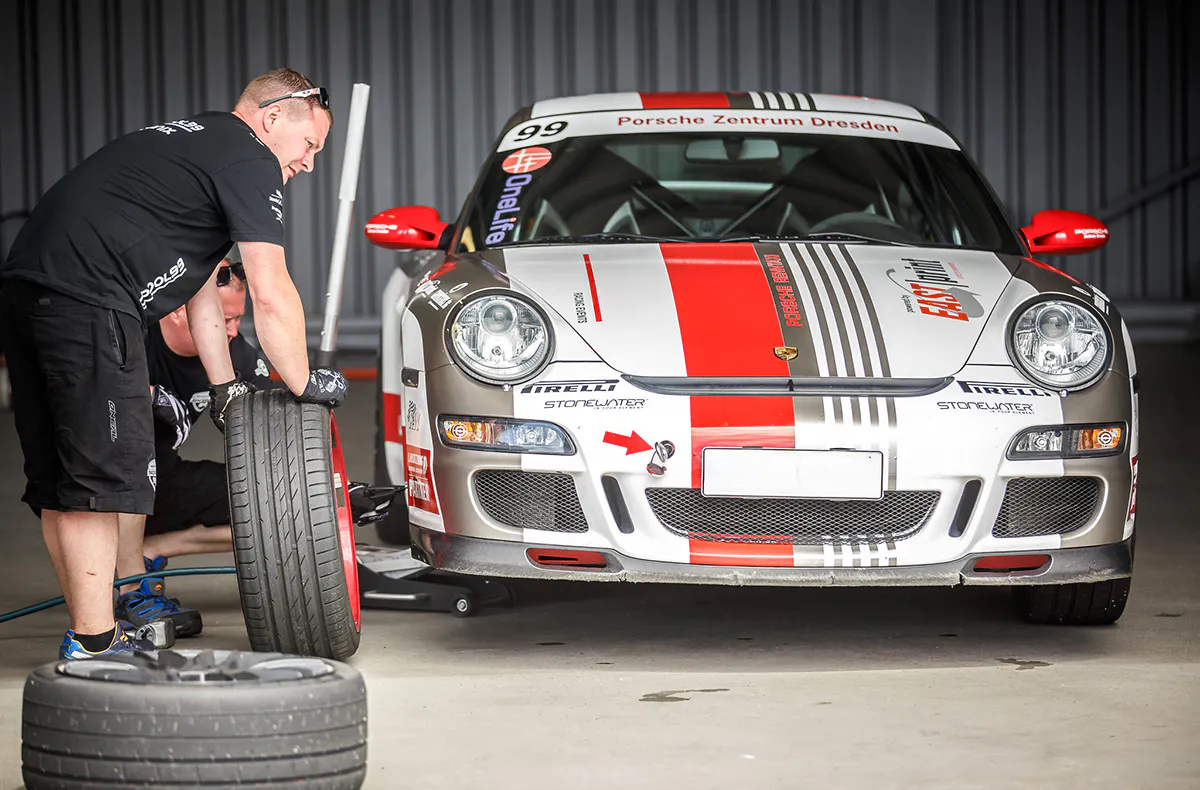 Renntaxi GT3 vs AMG GT-S (6 Rdn) Oschersleben - 5