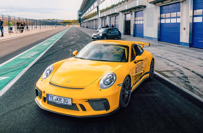 Porsche GT3 CS Race-Taxi beim NLS-Rennen am Nürburgring