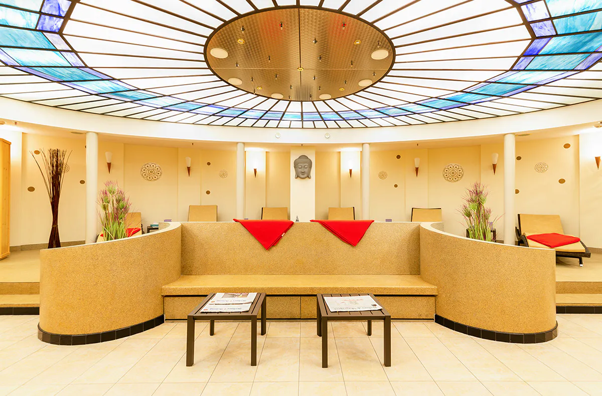 Aromaölmassage Berlin - Friedrichstrasse - 6