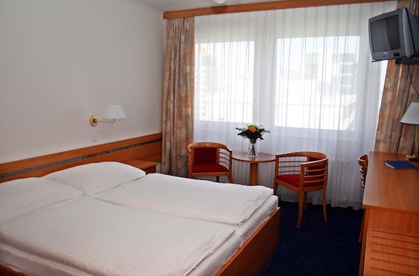 Städtetrip mit Schifffahrt Prag für 2 (2 Nächte)