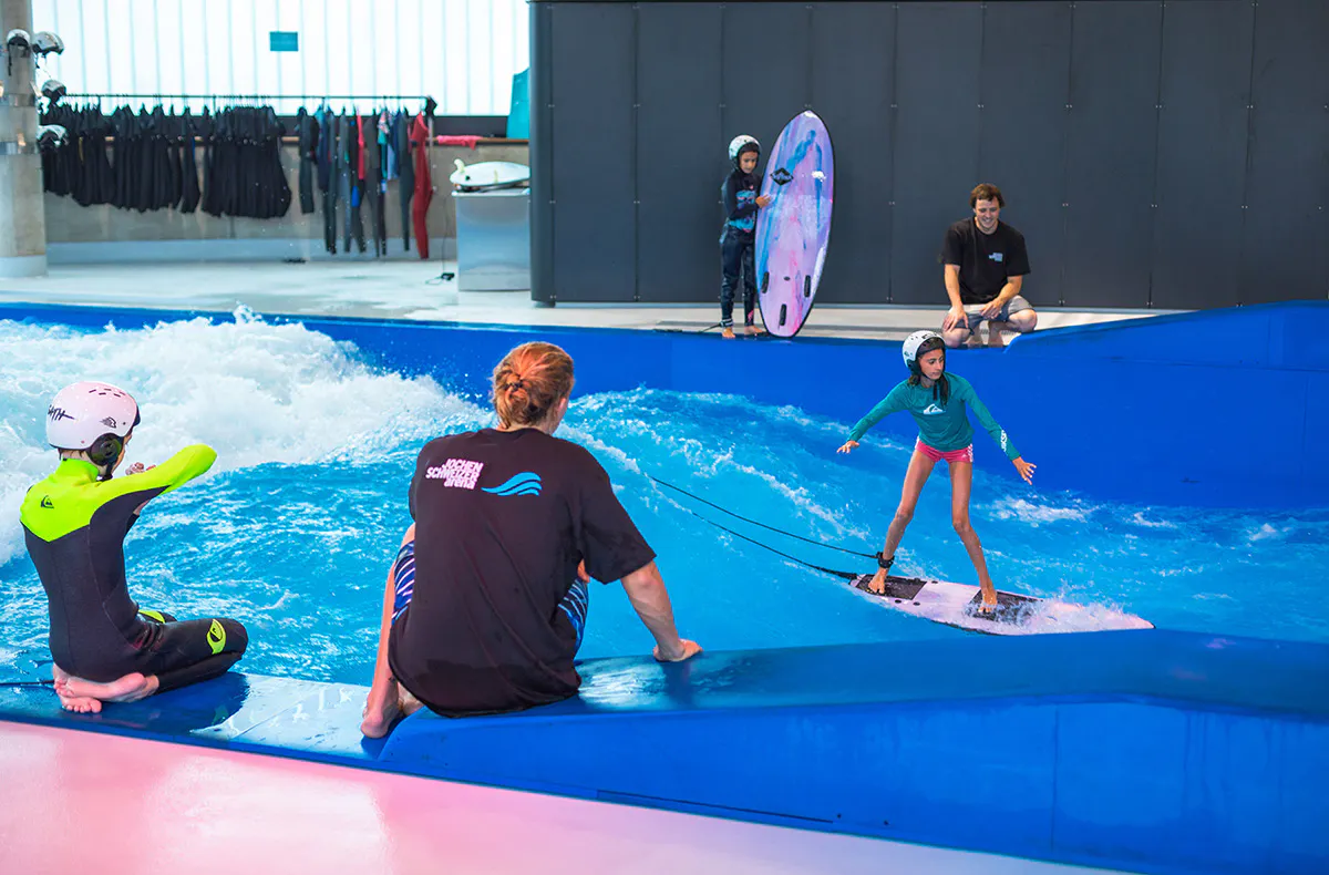 Indoor Surfen (Kinder bis 14 J.) - Arena München - 5