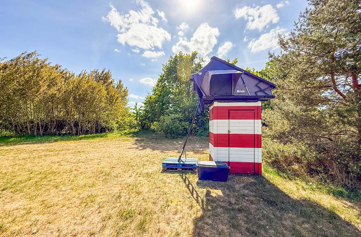Außergewöhnlich Übernachten im Dachzelt Sandsted für 2 - 6