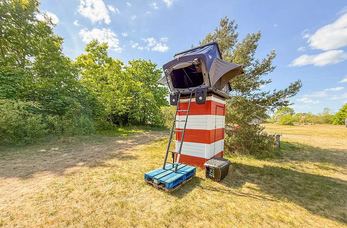 Außergewöhnlich Übernachten im Dachzelt Sandsted für 2 - 8