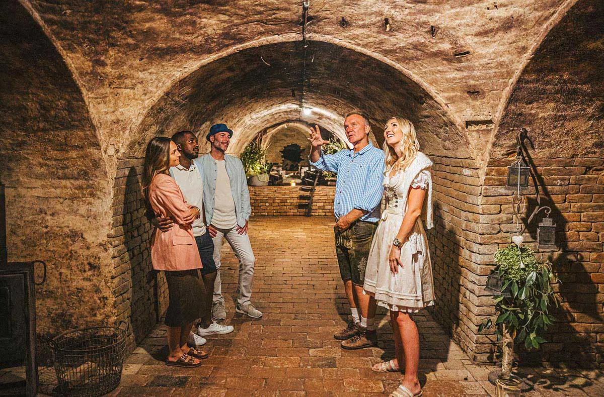 Nacht in der Weinfass-Suite im Weinviertel für 2 - 5