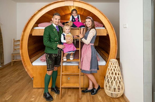 Übernachtung im Weinfass für 4 Grub an der March