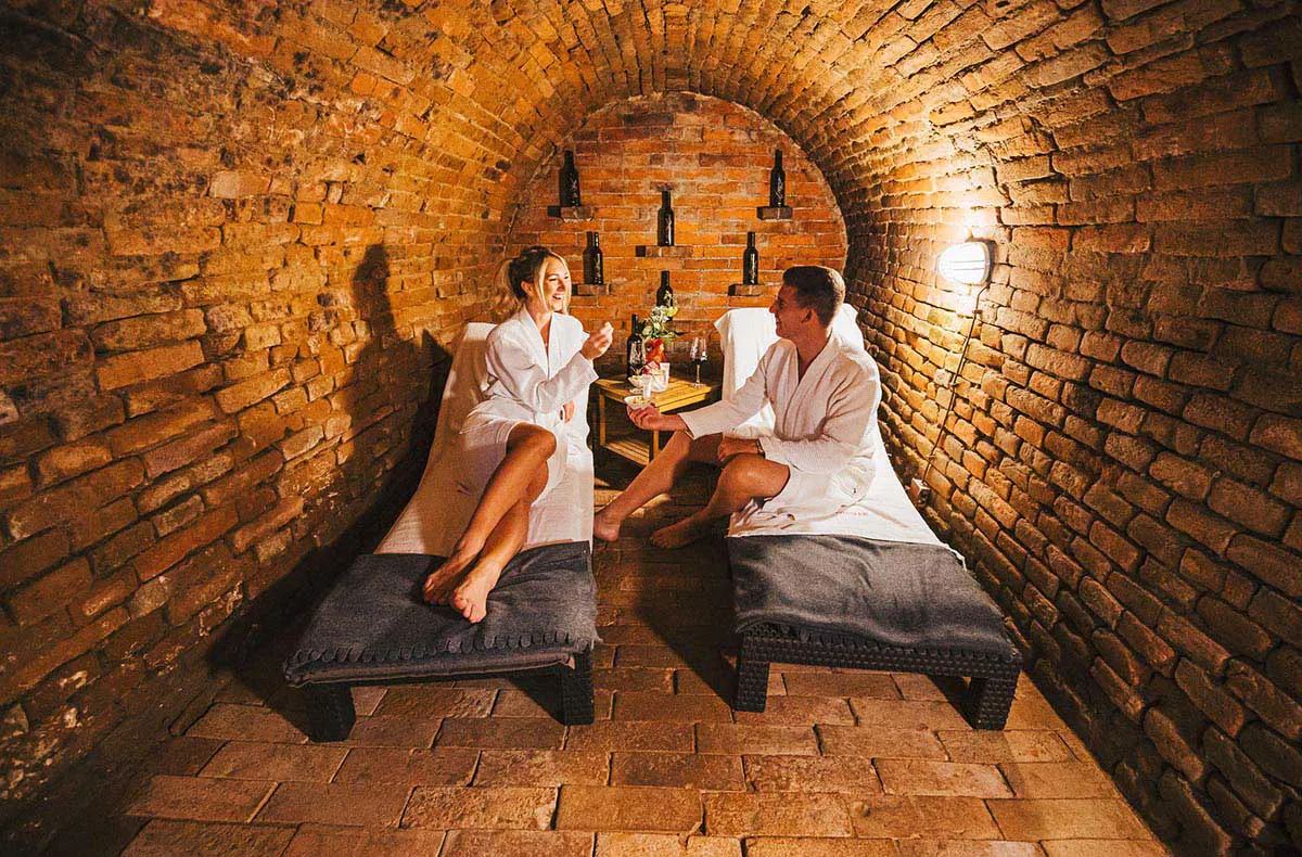 Urlaub mit Freunden im Weinfass mit Wellness Grub an der March - 6