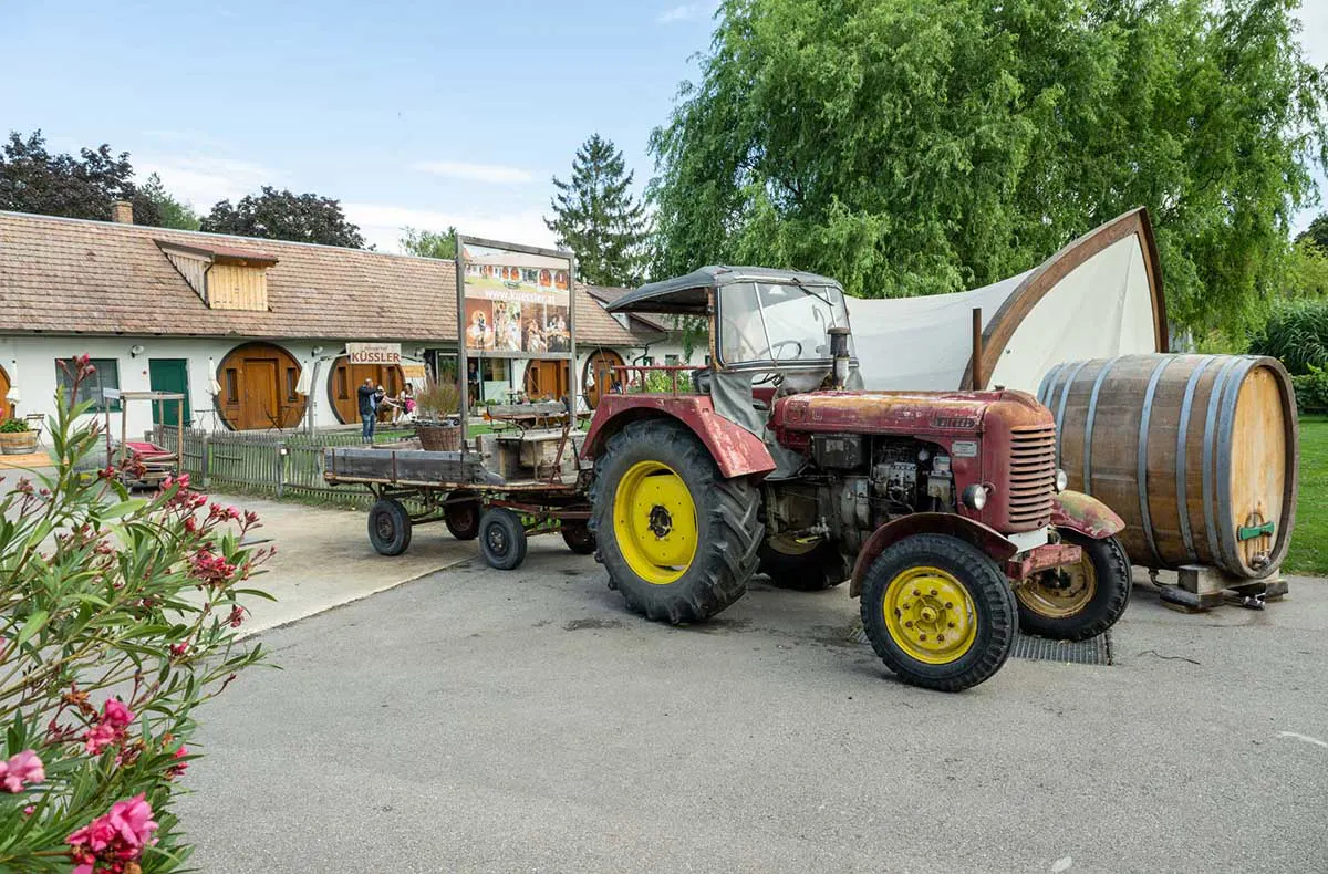 Weinverkostung mit Übernachtung im Weinviertel für 2 - 7