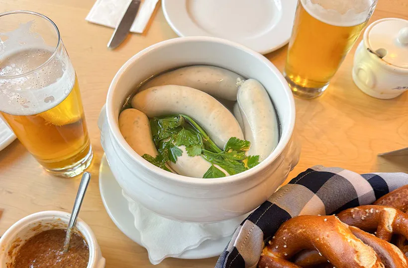Weißwurstfrühstück auf der Zille Regensburg (Mo-Fr)