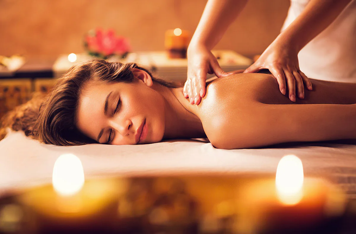 Wellness Massage mit Ganzkörperpackung - 2